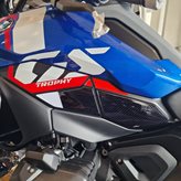 Aufkleber 3D Kompatibel mit Bmw R 1300 GS Trophy 2024 Seitlicher Rahmenschutz