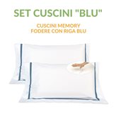 EverGreenWeb Coppia Cuscini con Elegante Set di 4 Fodere GRATIS in Morbido Cotone Bianco + Balza e Riga Blu, 2 Guanciali 100% Memory Foam per dolori CERVICALI in Schiuma Ergonomica ANTIACARO