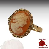 Yellow Gold Cameo Ring Flora - Cameo Size : 10-12 mm